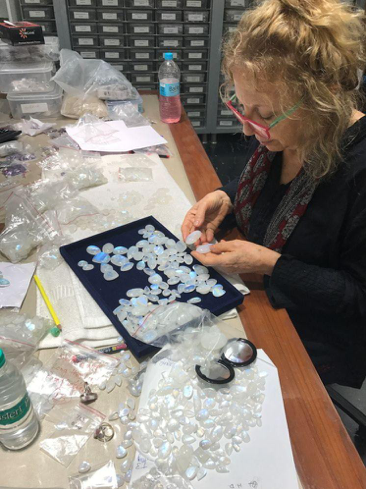 Selecting Quality Moonstones