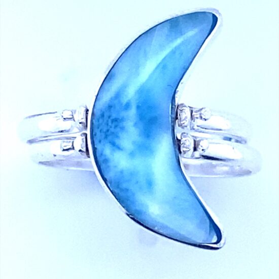 Blue conch moon ring
